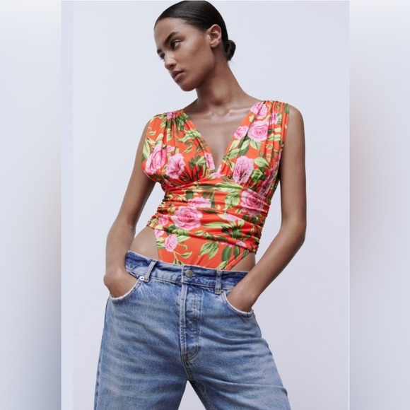 Zara orange floral multi PRINTED DRAPED plunge front BODYSUIT size medium new‎ - Picture 3 of 9